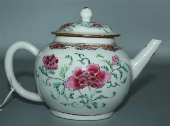 18th century Chinese famille rose teapot